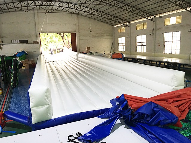 6m Wide or Custom Slip And Slide White Inflatable Slide On The Street BY-STC-019